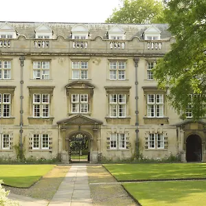 3* Hotel Christ's College